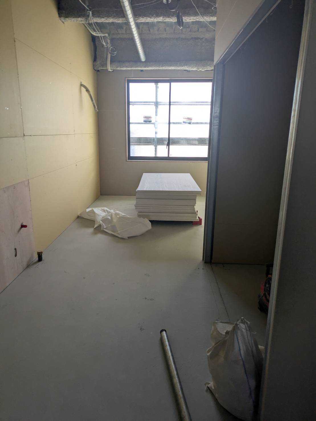 モデルルーム建設中